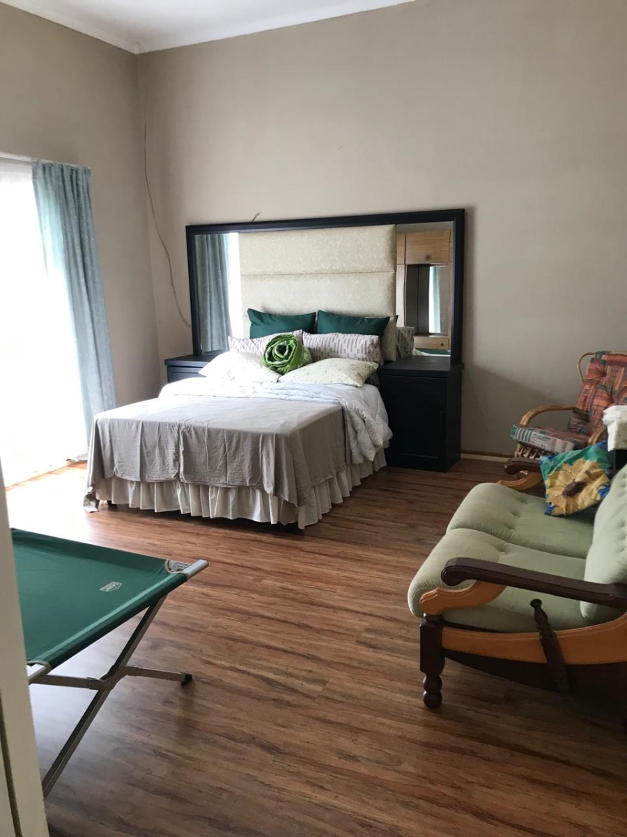 7 Bedroom Property for Sale in Winburg Free State